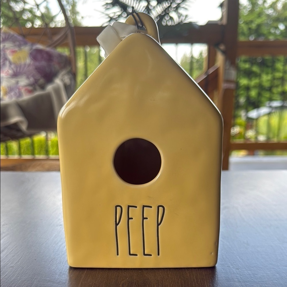 🎉HOST PICK🎉RAE DUNN Artisan Collection | ‘ PEEP’ Ceramic House